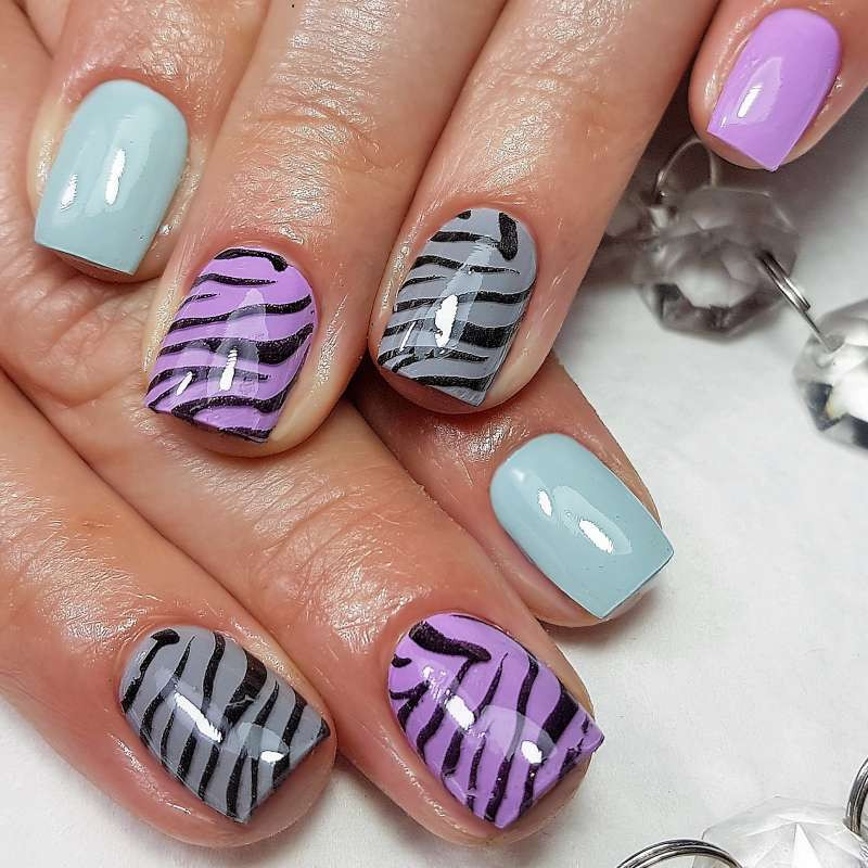 Décos + 4 ongles